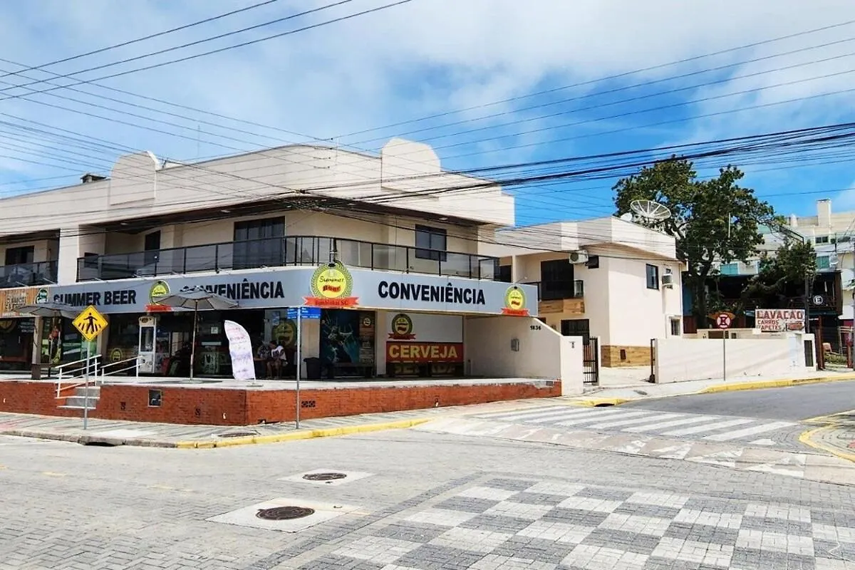 Sobrado 30 M Praia, Quartos Climatizados, 1 Vaga, Ate 6 Pessoas Bombinhas Semesterbostad